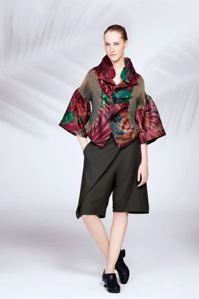 Look 19